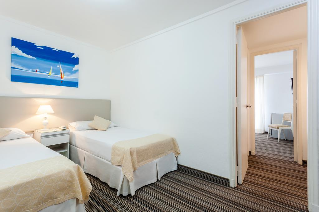Quadruple Room,200125372:JPEG