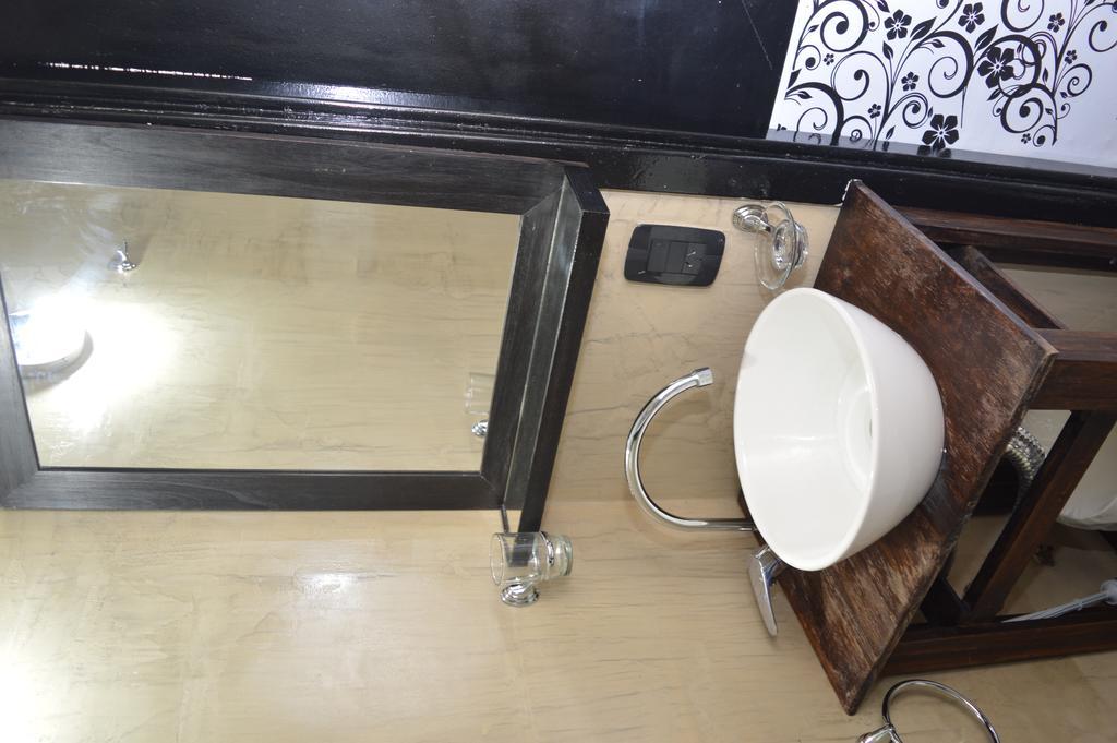 Triple Room,379376521:JPEG