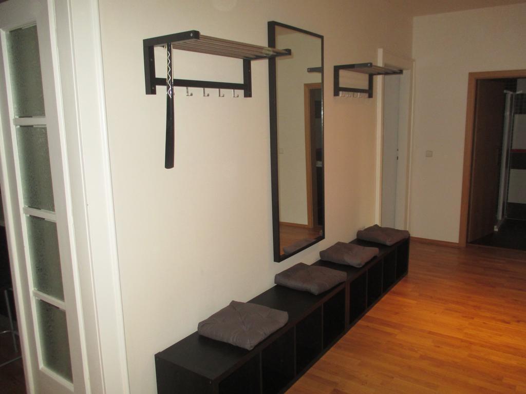 Appartamento con 3 Camere da Letto (10 Adulti)