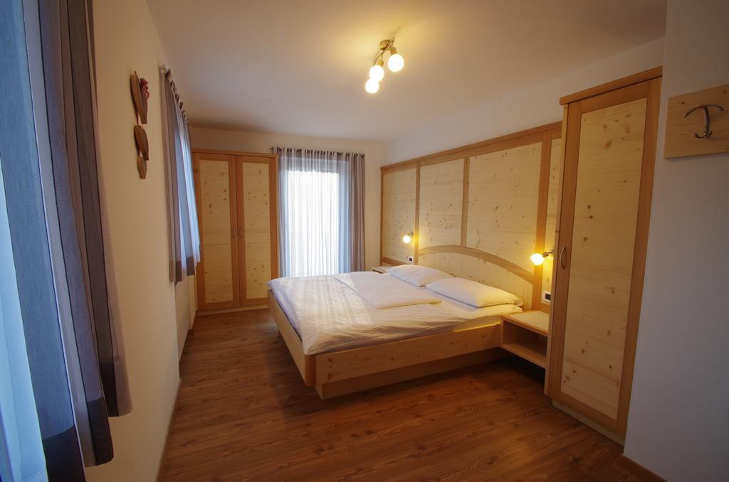Two-Bedroom Apartment,338816872:JPEG