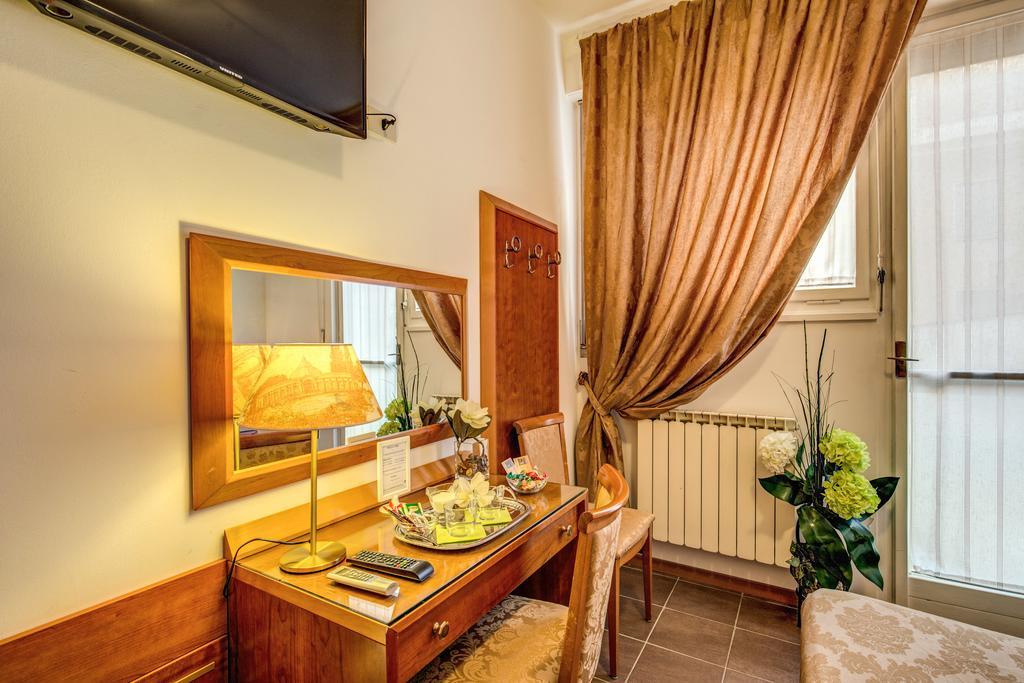Quarto Comfort com Cama de Casal ou 2 de Solteiro