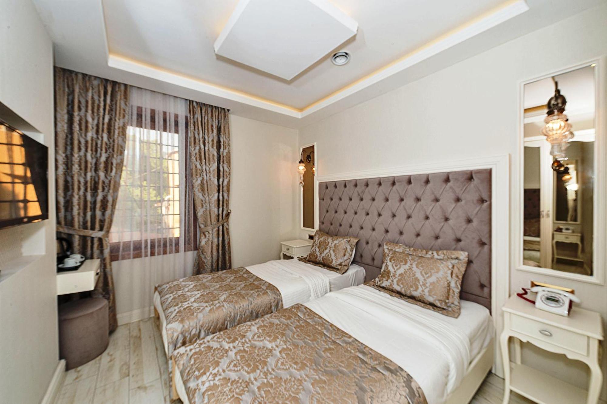 Standard Double or Twin Room,1209716578:JPEG