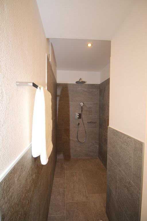 Superior One-Bedroom Apartment,358664701:JPEG