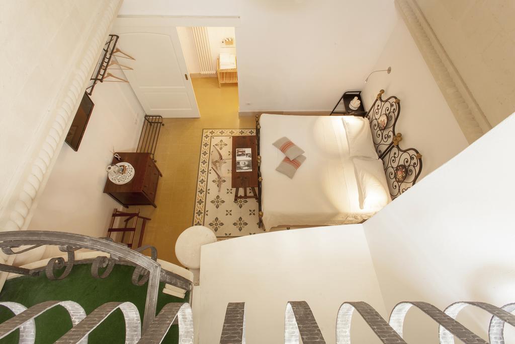 Standard Double Room,363940504:JPEG