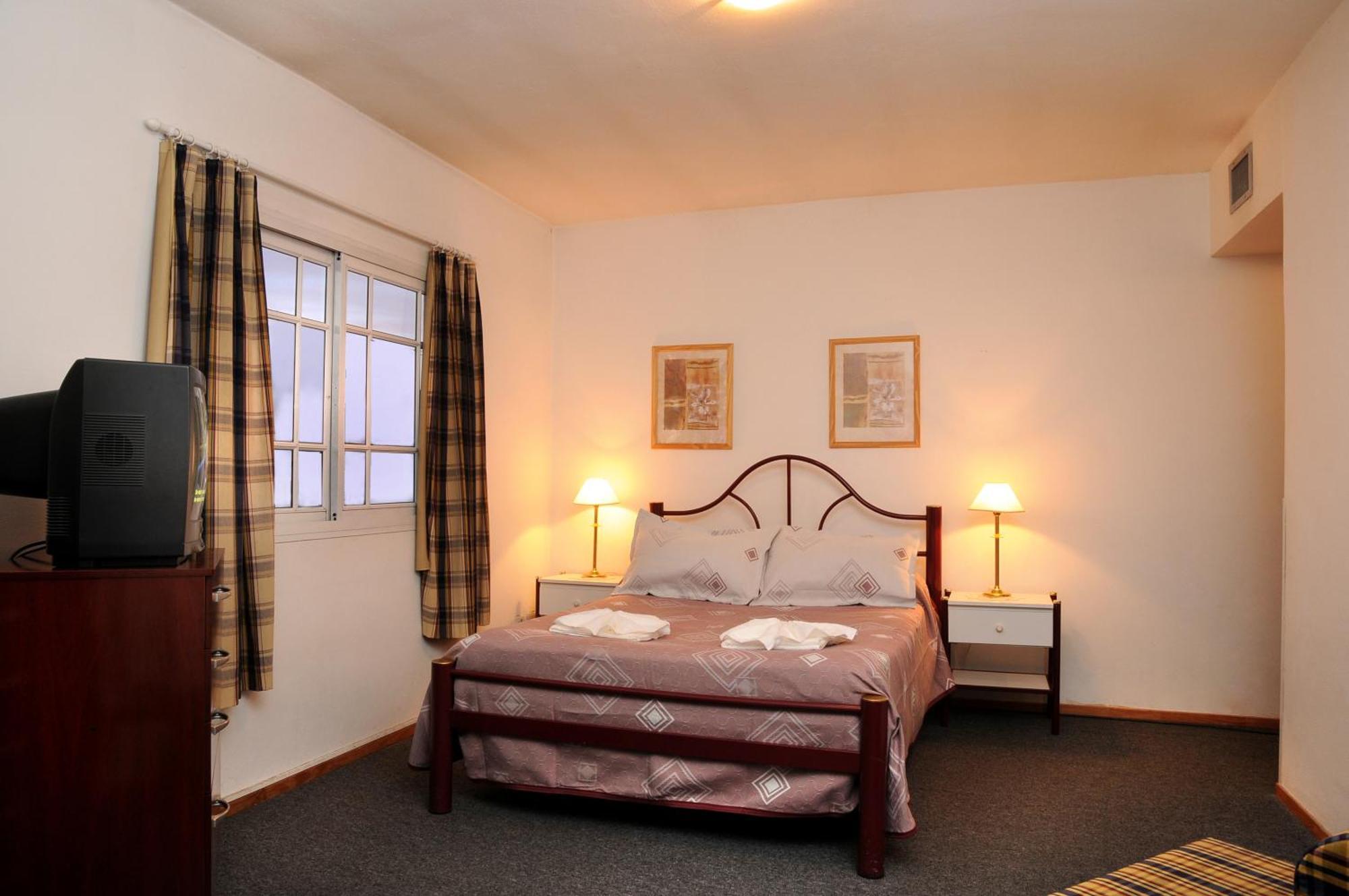 Double or Twin Room,68779127:JPEG