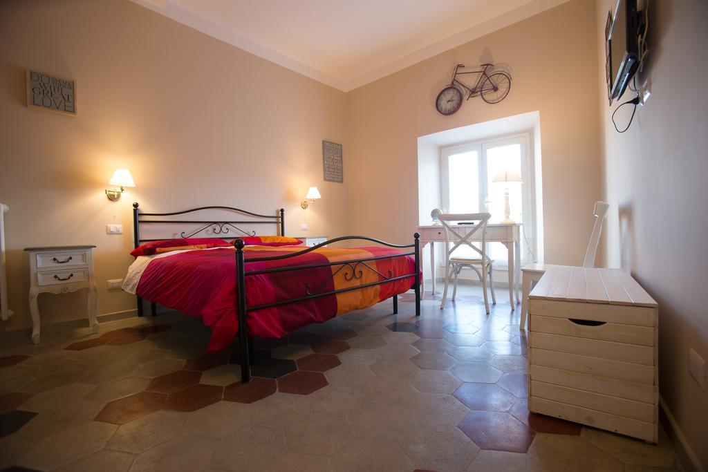 Double Room,371873830:JPEG
