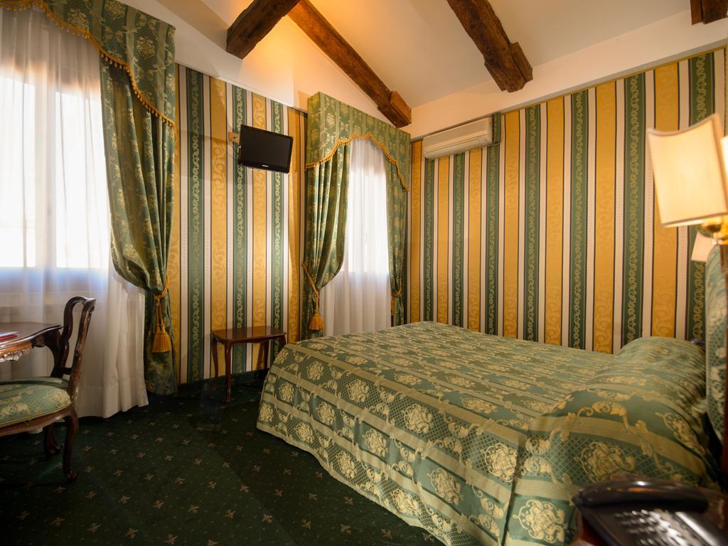 Superior Double Room,377114443:JPEG