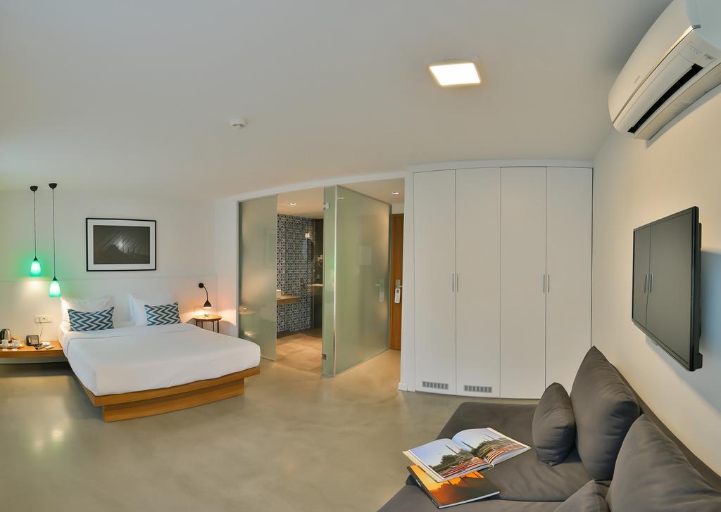 Deluxe Double Room,377769346:JPEG