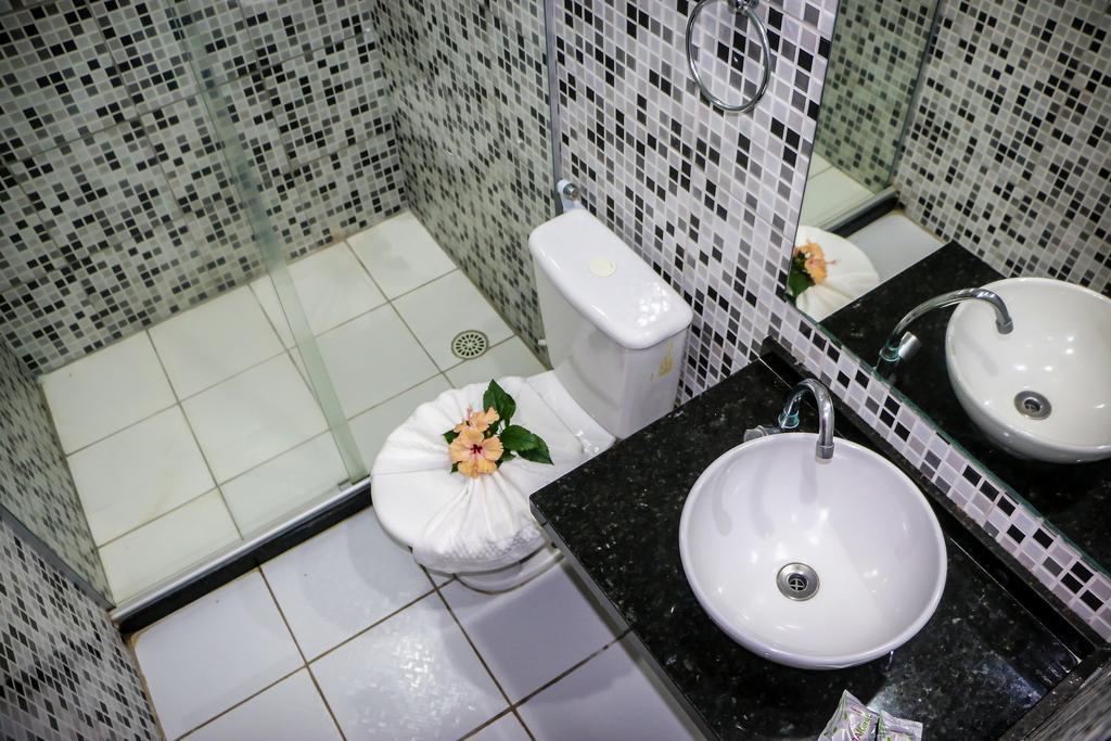 Double Suite,703603780:JPEG