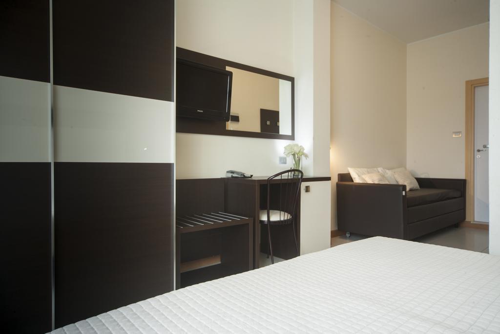 Quadruple Room bunk bed,786157677:JPEG