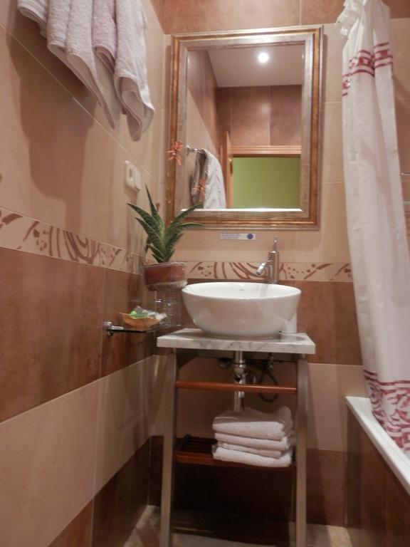 Triple Room,378655747:JPEG