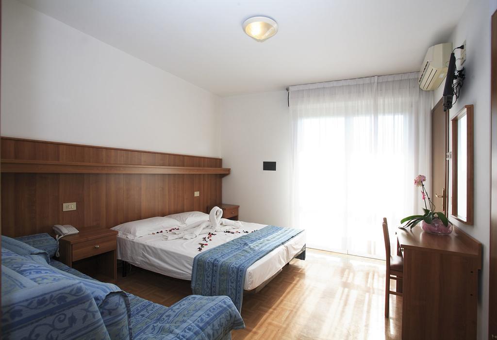 Triple Room Balcony