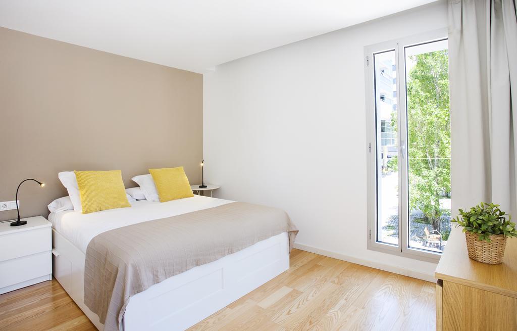 One-Bedroom Apartment,392903895:JPEG