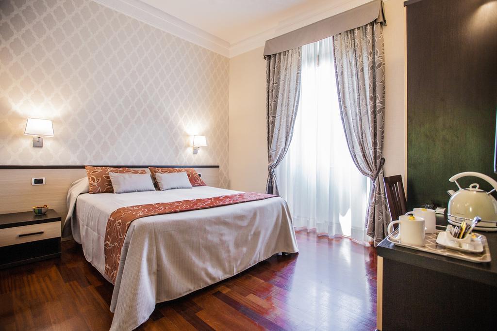 Double Room,399915981:JPEG