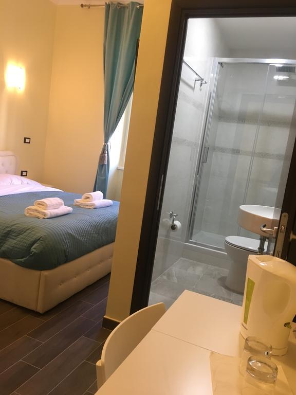 Triple Room Private Bathroom,386572333:JPEG