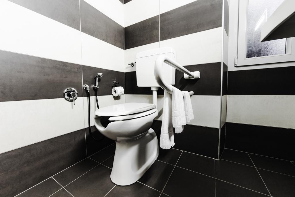 Double or Twin Room Disability Access