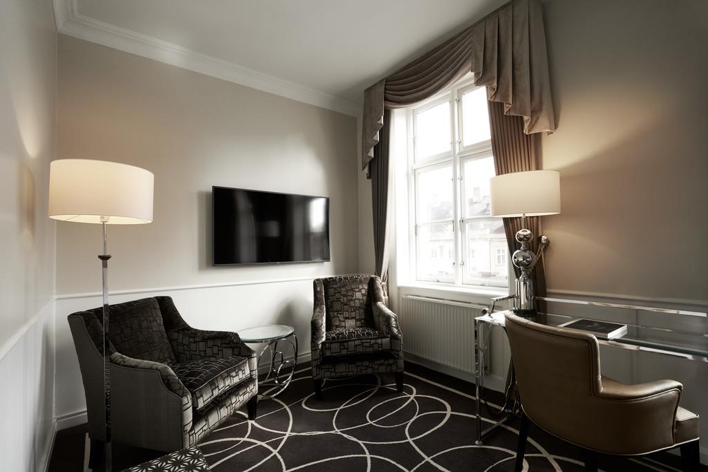 Suite Junior con acceso al salón executive