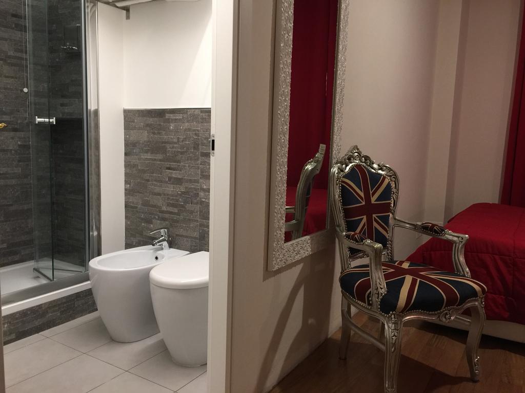 Double Room Private Bathroom