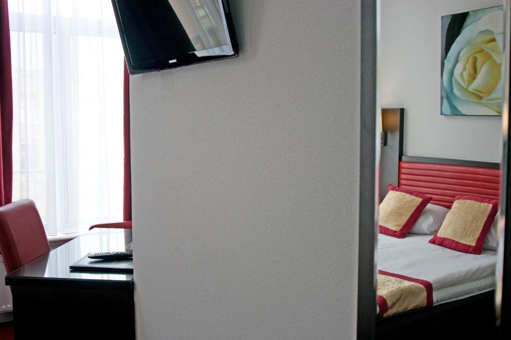 Standard Twin Room,64968127:JPEG