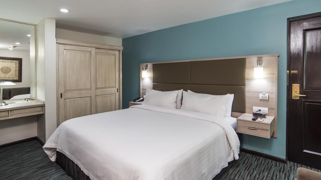 Standard King Room,1273655812:JPEG