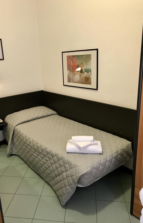 Economy Single Room,1215949825:JPEG