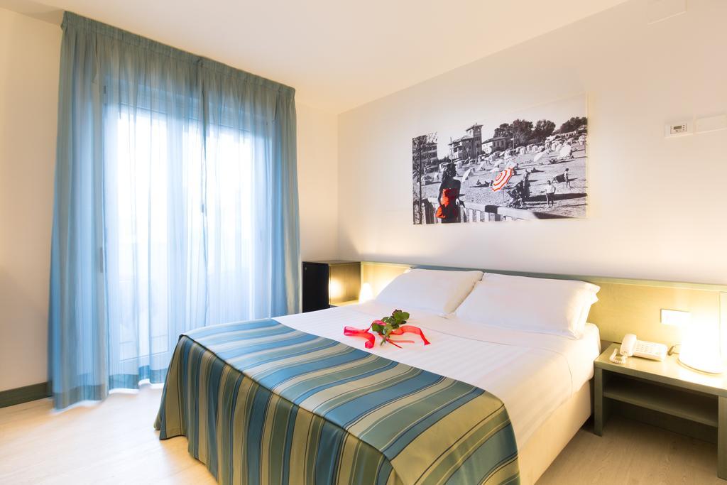 Double or Twin Room Beach Access,14717375:JPEG
