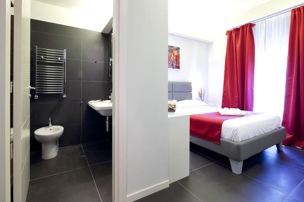 Small Double Room,1006846108:JPEG