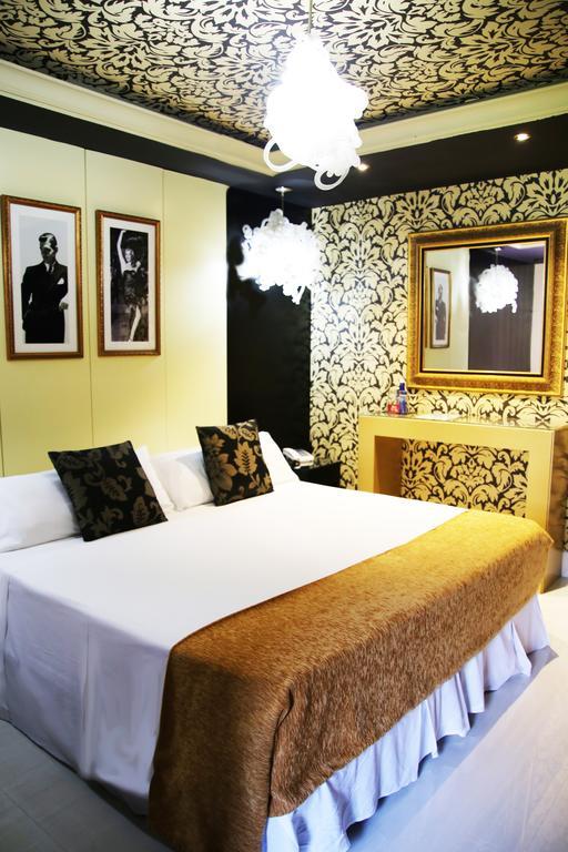 Deluxe Room Spa Bath