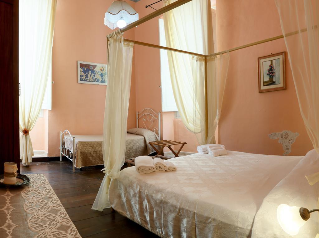 Double Room,404599194:JPEG