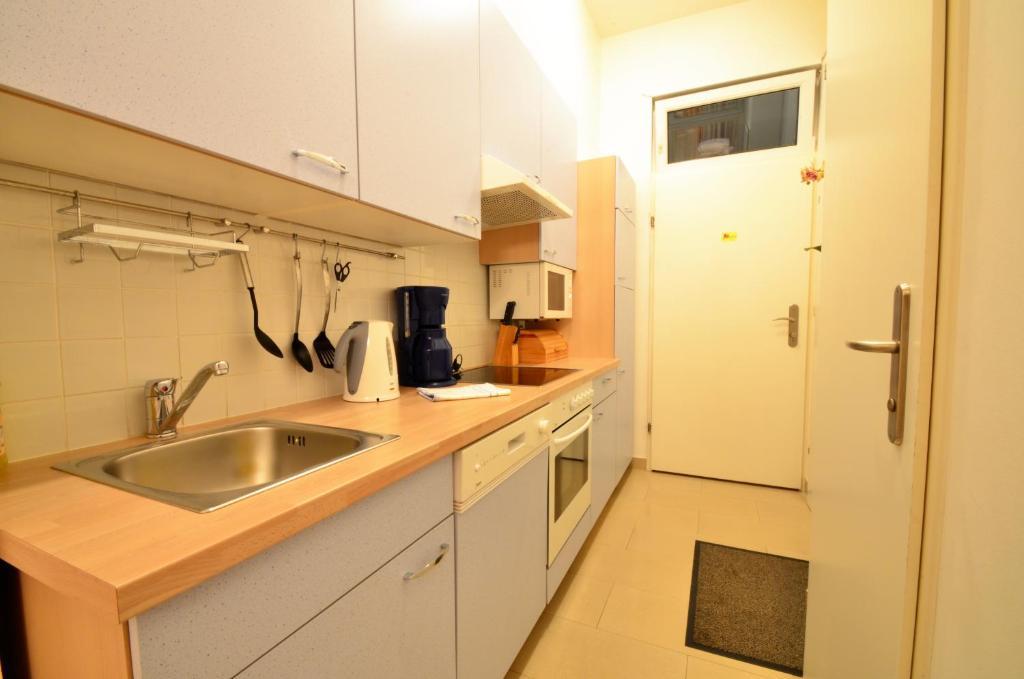 Double Room,1771739455:JPEG