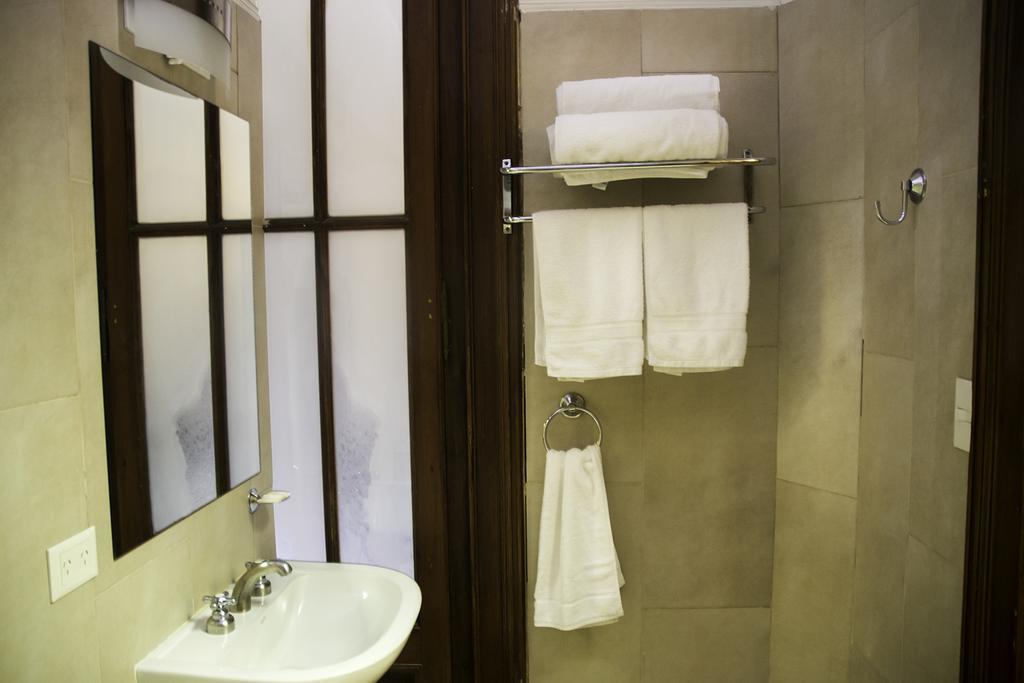 Habitación Doble con baño privado