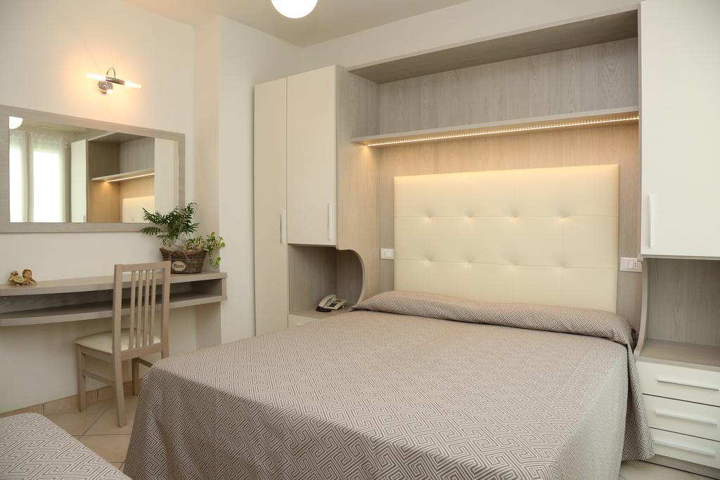 Standard Quadruple Room,1685072987:JPEG