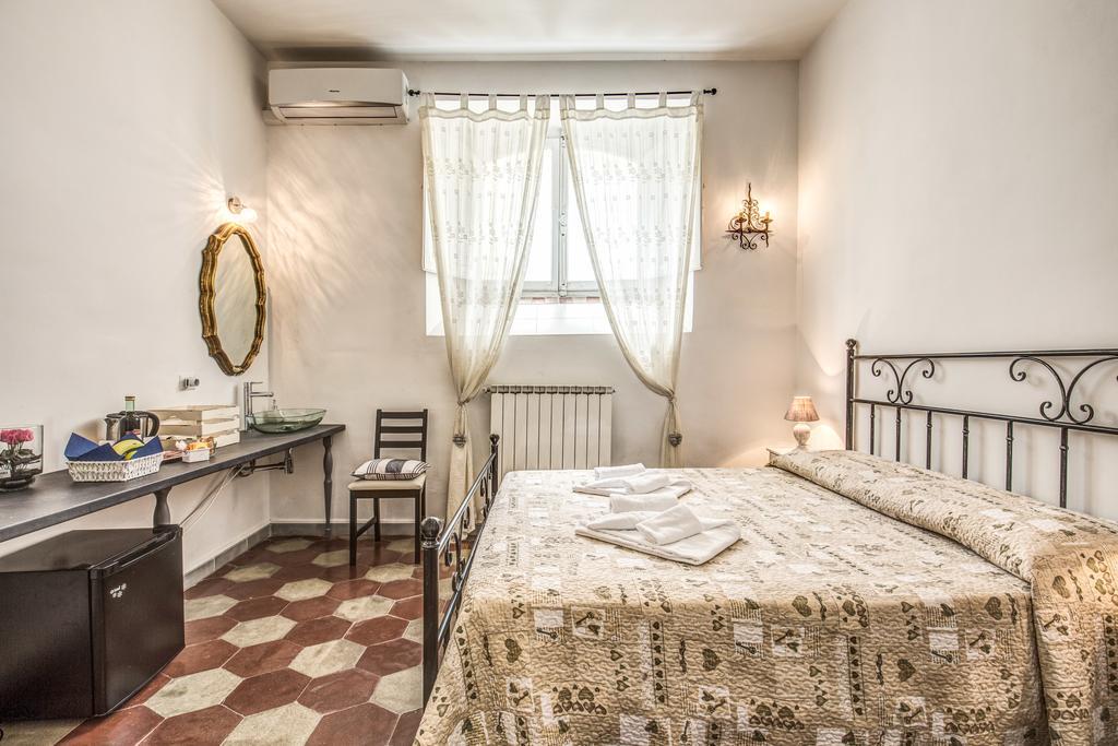 Triple Room,413283666:JPEG