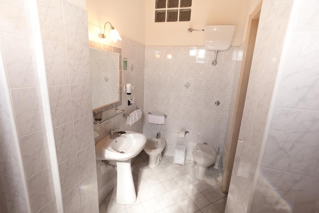 Superior Double Room,786278385:JPEG
