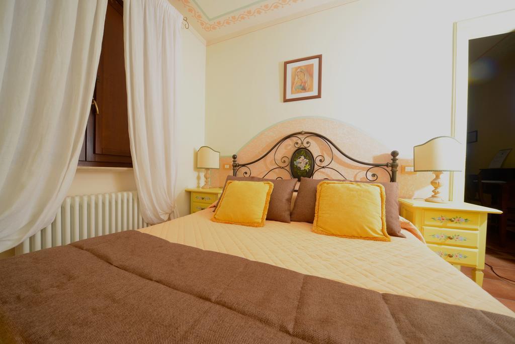 One-Bedroom Apartment,711045115:JPEG