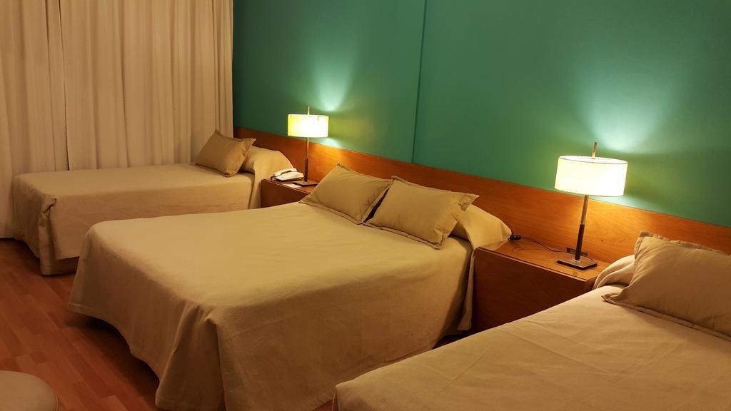 Triple Room,690626190:JPEG