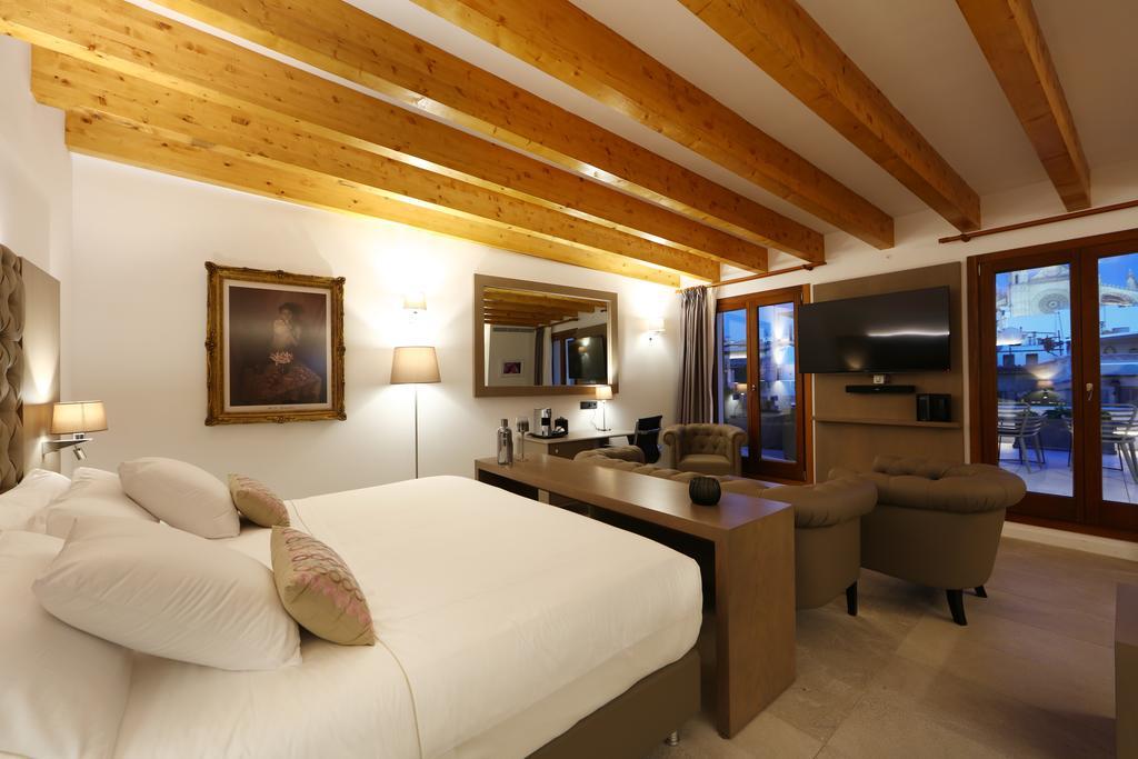 Sky Suite Jacuzzi