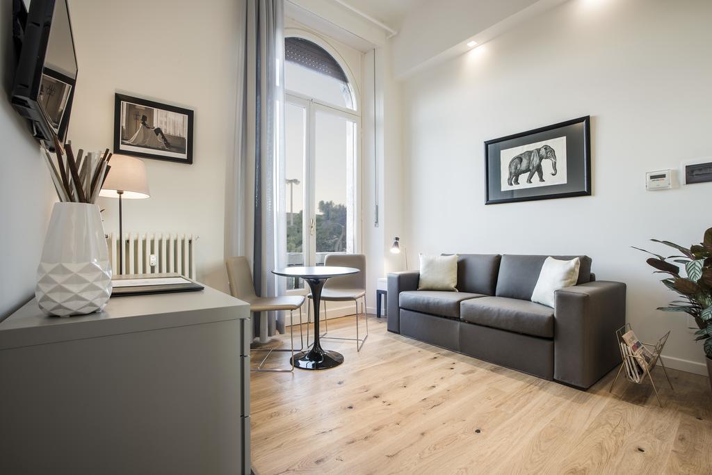 One-Bedroom Apartment,435205011:JPEG