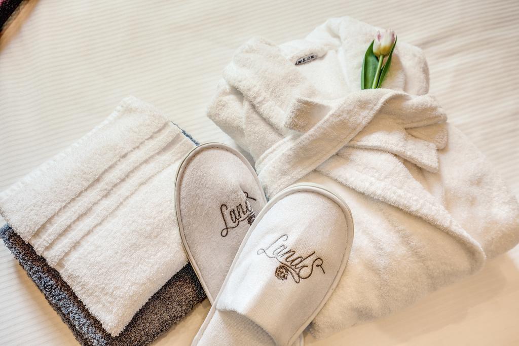 Standard Double Room,544319478:JPEG