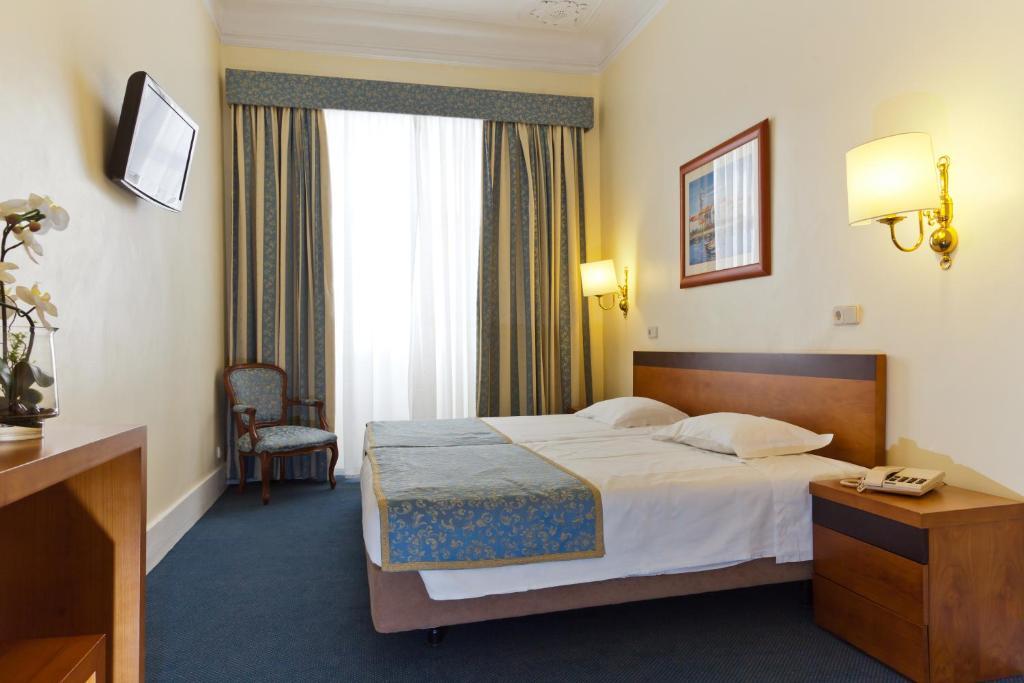 Double or Twin Room,156569454:JPEG