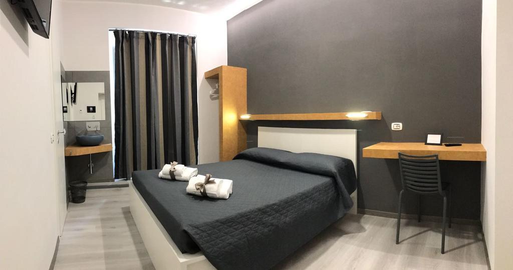 Standard Double Room,438950643:JPEG