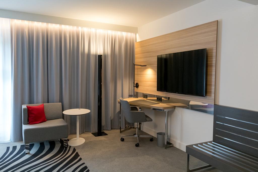 Superior Room,439077891:JPEG