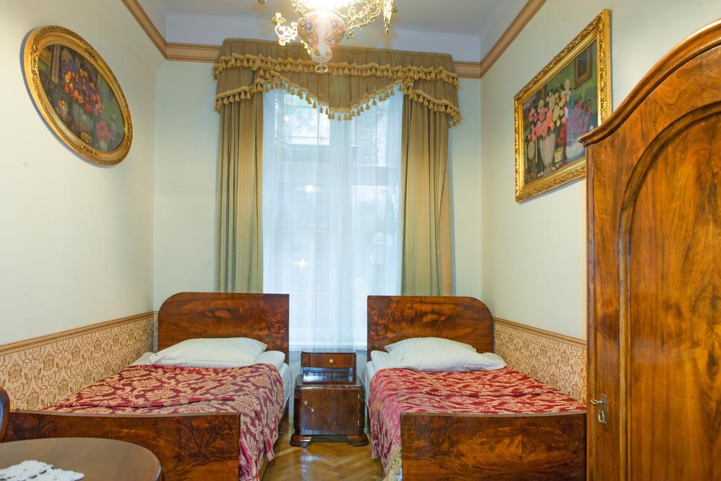 Four-Bedroom Apartment,441312903:JPEG