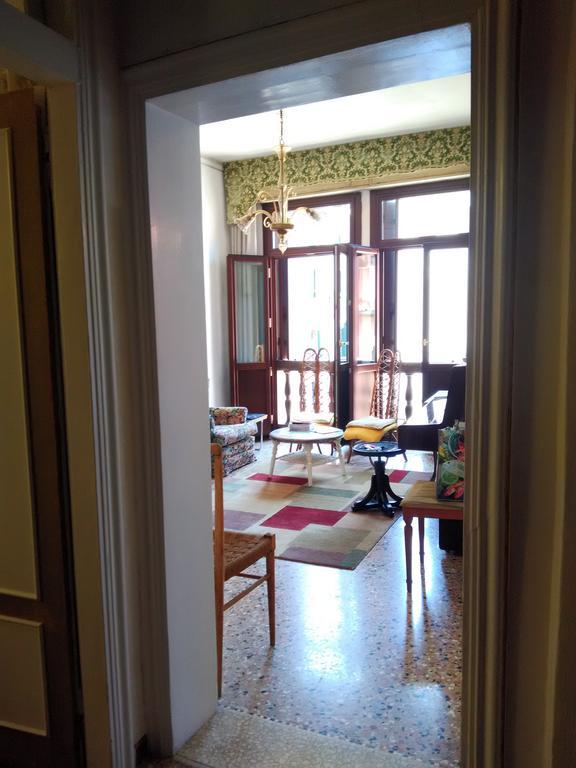 Single Room,1605209567:JPEG