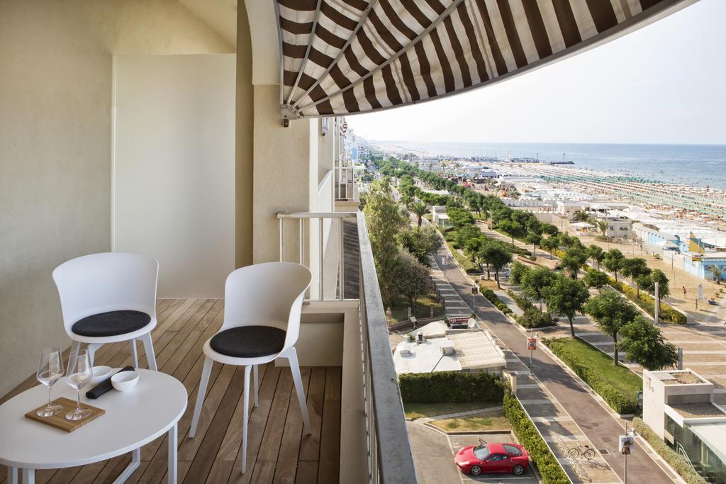 Deluxe Suite Sea View