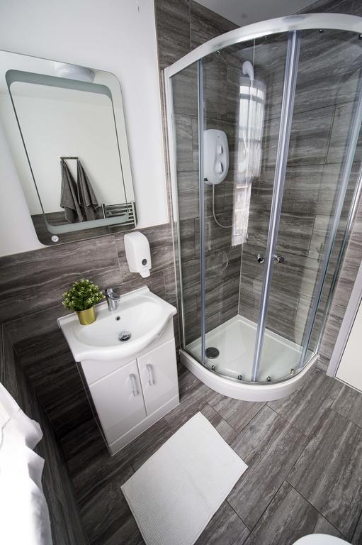Double Room 8