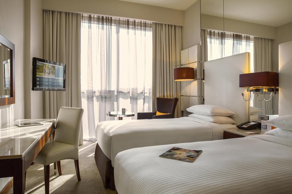 Chambres Familiales Communicantes avec Lit Queen-Size et Lits Jumeaux
