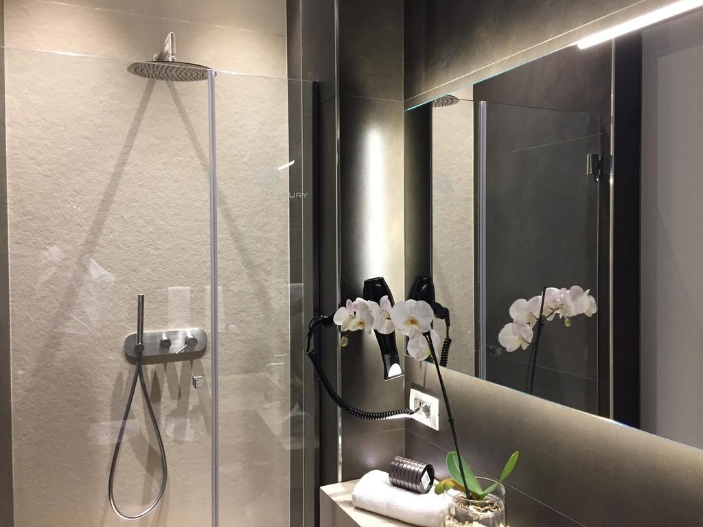 Deluxe Suite,446034012:JPEG