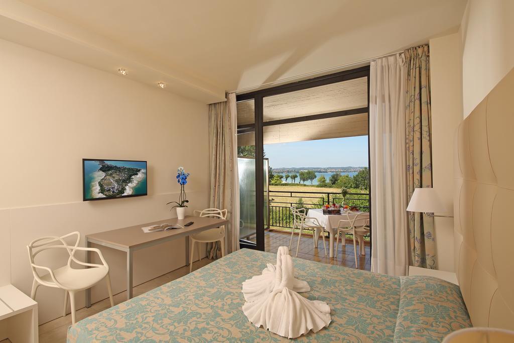Superior Double Room,443840817:JPEG