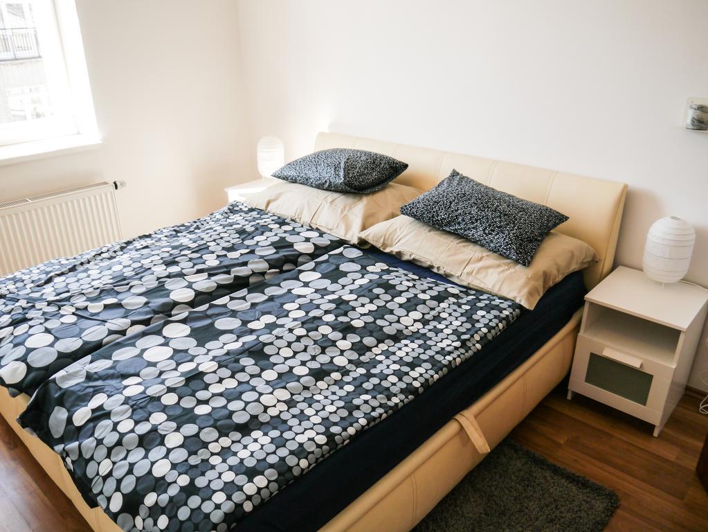 Two-Bedroom Apartment,1589538539:JPEG